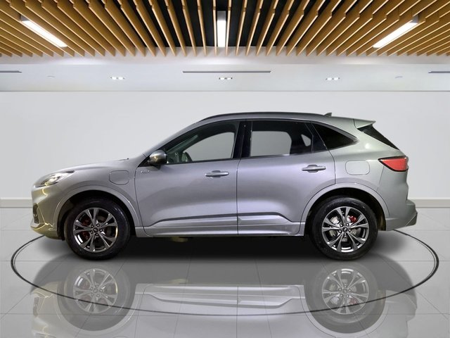 2022 Ford Kuga 2.5L St-Line 5dr - Photo 5