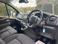 USED 2021 70 RENAULT TRAFIC 2.0 dCi ENERGY 30 Sport Nav Minibus Double Cab 5dr Diesel Manual LWB Euro 6 (s/s) (9 Seat) (120 ps) STUNNING EXAMPLE THROUHOUT !!
