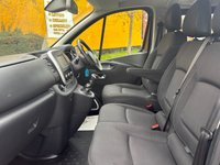 USED 2021 70 RENAULT TRAFIC 2.0 dCi ENERGY 30 Sport Nav Minibus Double Cab 5dr Diesel Manual LWB Euro 6 (s/s) (9 Seat) (120 ps) STUNNING EXAMPLE THROUHOUT !!