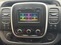 USED 2021 70 RENAULT TRAFIC 2.0 dCi ENERGY 30 Sport Nav Minibus Double Cab 5dr Diesel Manual LWB Euro 6 (s/s) (9 Seat) (120 ps) STUNNING EXAMPLE THROUHOUT !!