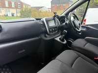 USED 2021 70 RENAULT TRAFIC 2.0 dCi ENERGY 30 Sport Nav Minibus Double Cab 