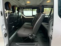 USED 2021 70 RENAULT TRAFIC 2.0 dCi ENERGY 30 Sport Nav Minibus Double Cab 