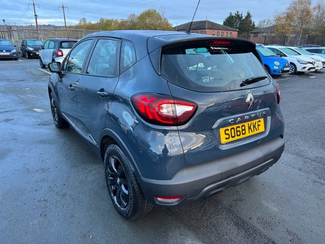 2019 RENAULT CAPTUR - Photo 4