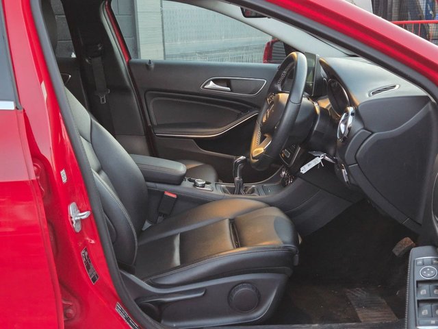 2017 Mercedes-Benz GLA - Photo 6