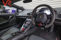 USED 2019 11 LAMBORGHINI HURACAN 5.2 V10 LP 640-4 EVO Coupe 2dr Petrol LDF 4WD Euro 6 (s/s) (640 ps) Forged Composites + Green Callipers + Front Lift