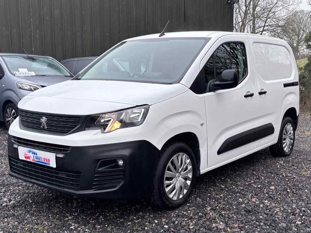 2022 PEUGEOT PARTNER 1.5 BlueHDi 1000 Professional Premium Diesel Manual SWB Euro 6 (100 bhp) - Photo 2