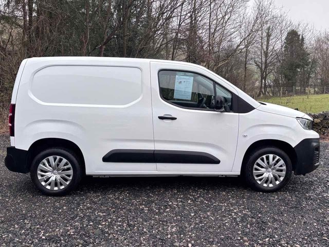 2022 PEUGEOT PARTNER 1.5 BlueHDi 1000 Professional Premium Diesel Manual SWB Euro 6 (100 bhp) - Photo 5