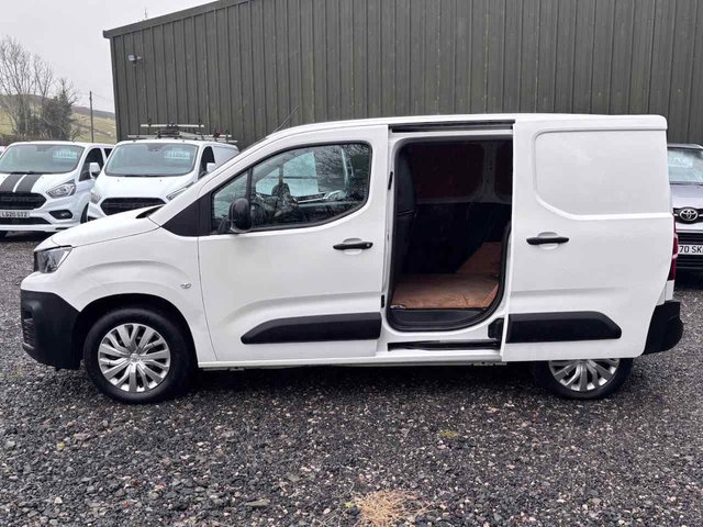 2022 PEUGEOT PARTNER 1.5 BlueHDi 1000 Professional Premium Diesel Manual SWB Euro 6 (100 bhp) - Photo 7