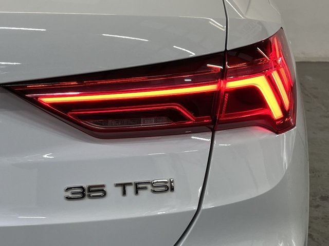 2019 AUDI Q3 1.5 TFSI CoD 35 S line SUV 5dr Petrol S Tronic Euro 6 (s/s) (150 ps) - Photo 11