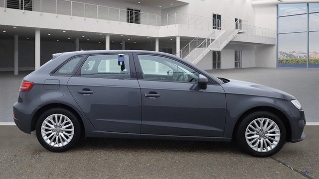 2018 Audi A3 1.5L SE Technik 5dr - Photo 10