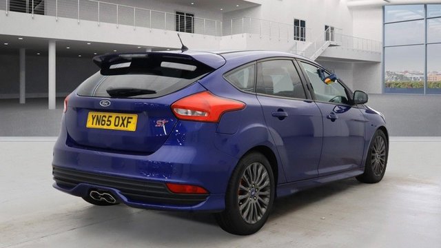 2015 Ford Focus 2L St-3 5dr - Photo 3