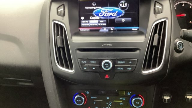 2015 Ford Focus 2L St-3 5dr - Photo 10