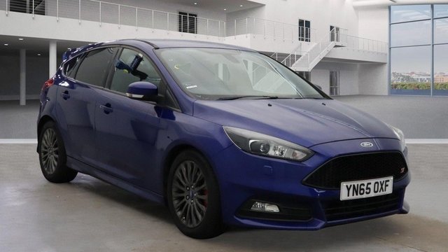 View our Ford Focus 2.0 TDCi ST-3 Hatchback 5dr Diesel Manual Euro 6 (s/s) (185 ps)