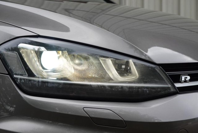 2016 VOLKSWAGEN GOLF 2.0 TSI BlueMotion Tech R Hatchback 5dr Petrol Manual 4Motion Euro 6 (s/s) (300 ps) - Photo 6