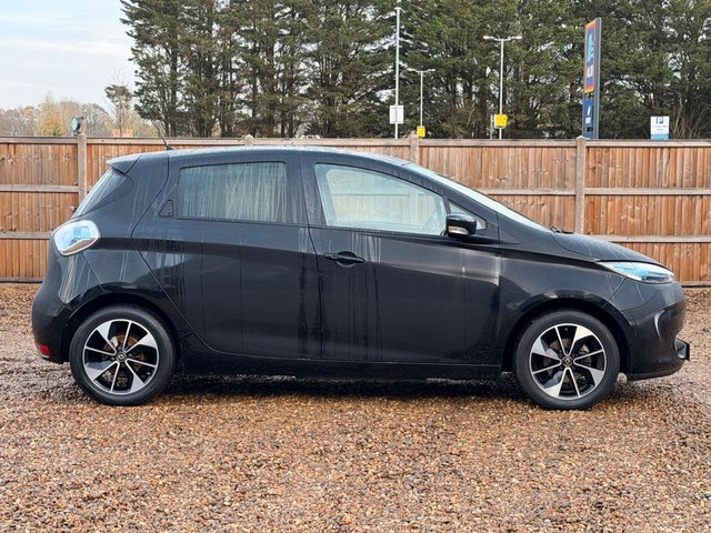 2020 RENAULT ZOE - Photo 6