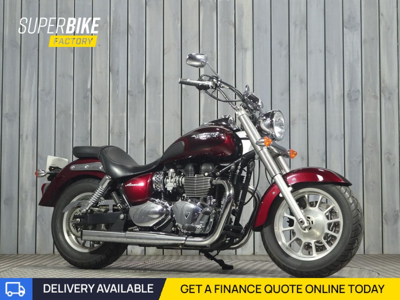 TRIUMPH BONNEVILLE AMERICA 865