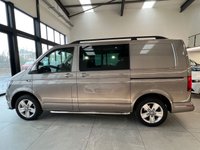 USED 2017 67 VOLKSWAGEN TRANSPORTER 2.0 TDI T32 BlueMotion Tech Highline Kombi Double Cab 5dr Diesel Manual FWD SWB Euro 6 (s/s) (150 ps) 