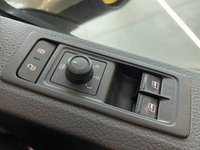 USED 2017 67 VOLKSWAGEN TRANSPORTER 2.0 TDI T32 BlueMotion Tech Highline Kombi Double Cab 5dr Diesel Manual FWD SWB Euro 6 (s/s) (150 ps) 