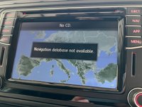 USED 2017 67 VOLKSWAGEN TRANSPORTER 2.0 TDI T32 BlueMotion Tech Highline Kombi Double Cab 5dr Diesel Manual FWD SWB Euro 6 (s/s) (150 ps) 