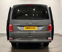 USED 2019 19 VOLKSWAGEN CARAVELLE 2.0 TDI BlueMotion Tech SE MPV 5dr Diesel DSG Euro 6 (s/s) (150 ps) Apple Play / Electric Side Doors