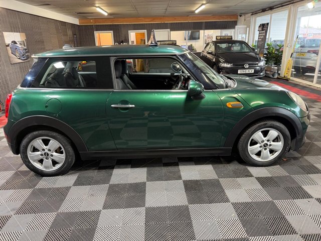 2014 MINI HATCH 1.5 Cooper Euro 6 (s/s) 3dr - Photo 9