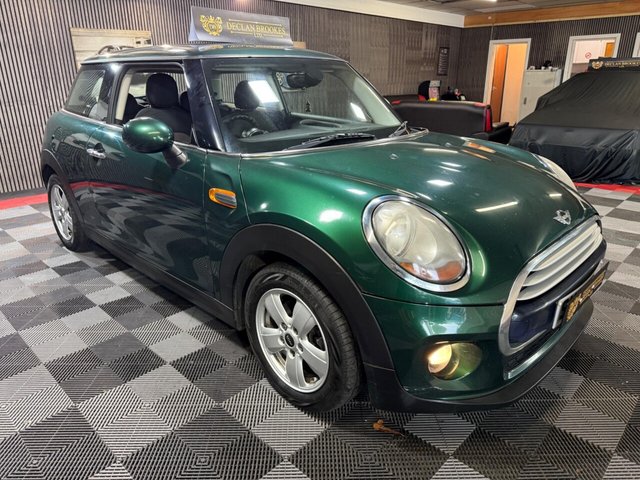 2014 MINI HATCH 1.5 Cooper Euro 6 (s/s) 3dr - Photo 2