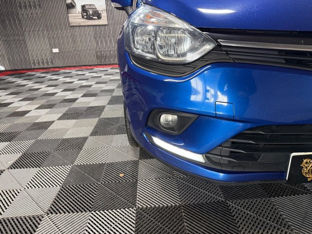 2018 RENAULT CLIO 0.9 TCe Iconic Euro 6 (s/s) 5dr - Photo 11