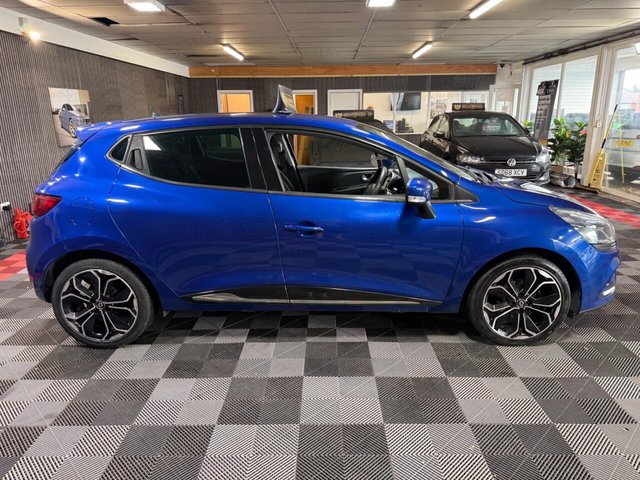 2018 RENAULT CLIO 0.9 TCe Iconic Euro 6 (s/s) 5dr - Photo 9