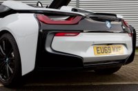 USED 2019 69 BMW I8 1.5 11.6kWh Roadster Auto 4WD Euro 6 (s/s) 2dr AERODYNAMIC PACK-CARBON TRIM