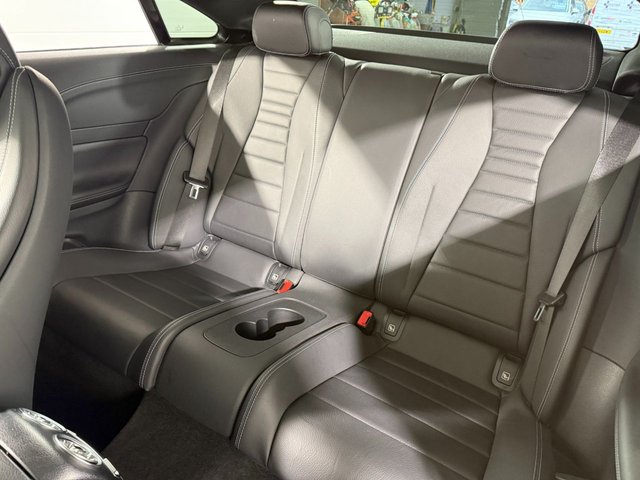 2023 MERCEDES-BENZ E-CLASS 2.0 E220d AMG Line Night Edition (Premium Plus) Coupe 2dr Diesel G-Tronic+ Euro 6 (s/s) (194 ps) - Photo 5