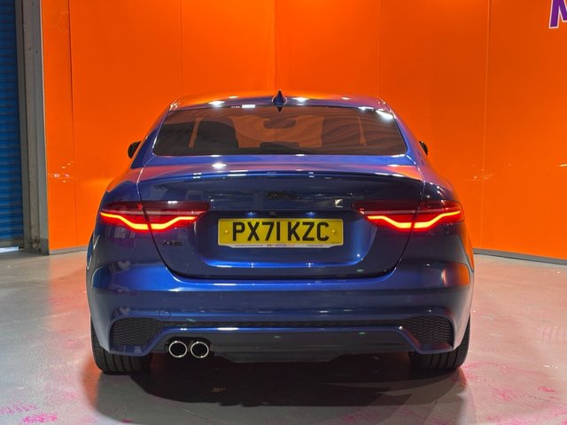 2021 JAGUAR XE 2.0 D200 MHEV R-Dynamic Black Saloon 4dr Diesel Auto Euro 6 (s/s) (204 ps) 19" Gloss Black Alloys. Camera - Photo 6