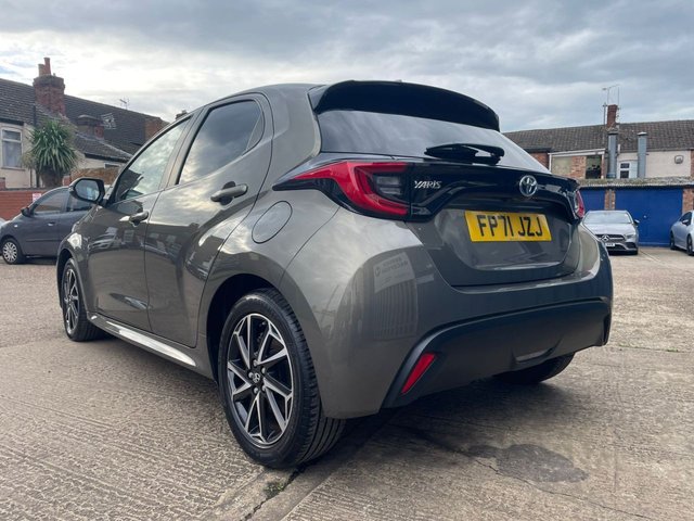 2021 TOYOTA YARIS 2021 1.5 VVT-h Design Hatchback 5dr Petrol Hybrid E-CVT Euro 6 (s/s) (116 ps) - Photo 4