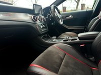 USED 2015 15 MERCEDES-BENZ GLA 2.0 GLA45 AMG SUV 5dr Petrol SpdS DCT 4MATIC Euro 6 (s/s) (360 ps) 