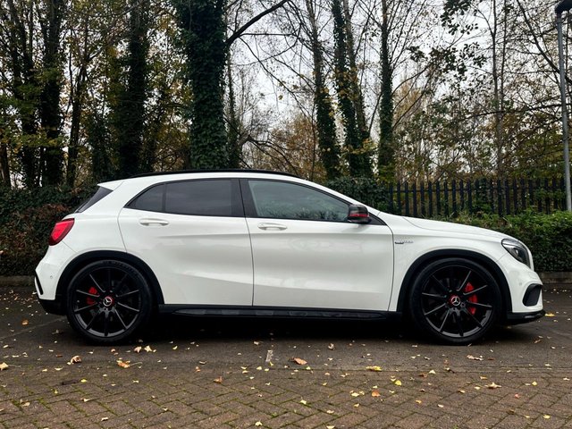2015 MERCEDES-BENZ GLA 2.0 GLA45 AMG SUV 5dr Petrol SpdS DCT 4MATIC Euro 6 (s/s) (360 ps) - Photo 5