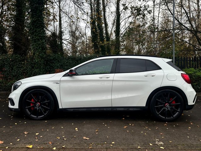 2015 MERCEDES-BENZ GLA 2.0 GLA45 AMG SUV 5dr Petrol SpdS DCT 4MATIC Euro 6 (s/s) (360 ps) - Photo 2