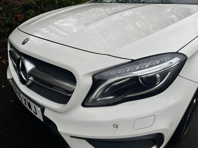 2015 MERCEDES-BENZ GLA 2.0 GLA45 AMG SUV 5dr Petrol SpdS DCT 4MATIC Euro 6 (s/s) (360 ps) - Photo 7