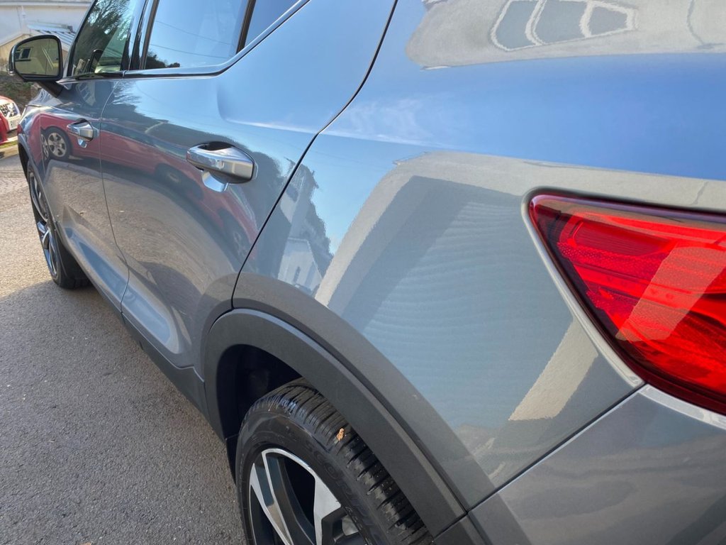USED 2018 18 VOLVO XC40 2.0 D4 First Edition SUV 5dr Diesel Auto AWD Euro 6 (s/s) (190 ps) TOP SPECIFICATION FIRST XC40