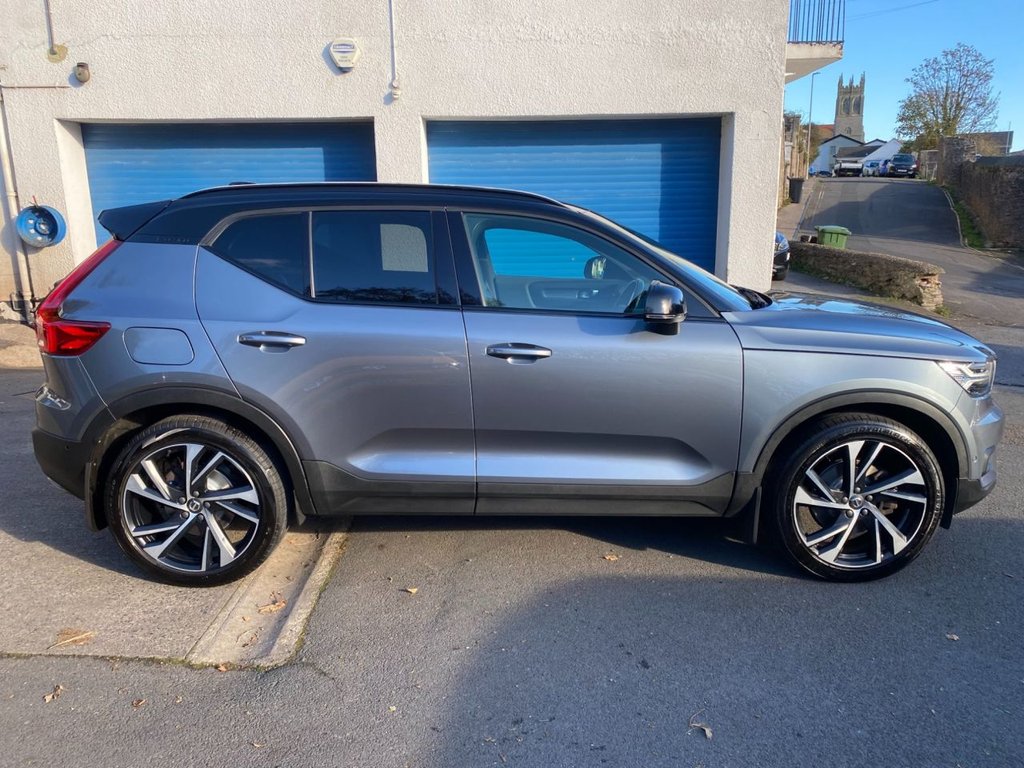 USED 2018 18 VOLVO XC40 2.0 D4 First Edition SUV 5dr Diesel Auto AWD Euro 6 (s/s) (190 ps) TOP SPECIFICATION FIRST XC40