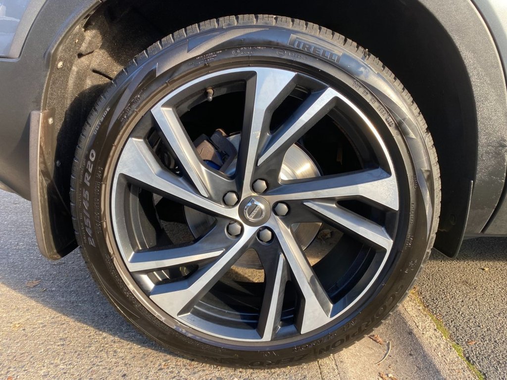 USED 2018 18 VOLVO XC40 2.0 D4 First Edition SUV 5dr Diesel Auto AWD Euro 6 (s/s) (190 ps) TOP SPECIFICATION FIRST XC40