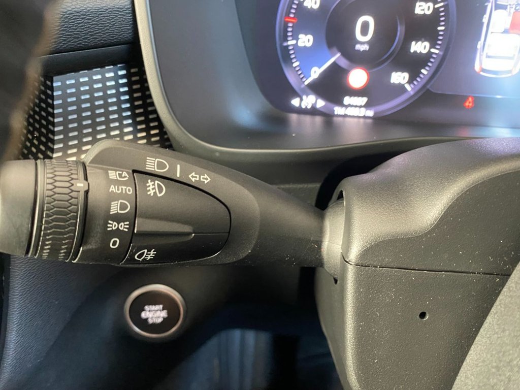 USED 2018 18 VOLVO XC40 2.0 D4 First Edition SUV 5dr Diesel Auto AWD Euro 6 (s/s) (190 ps) TOP SPECIFICATION FIRST XC40