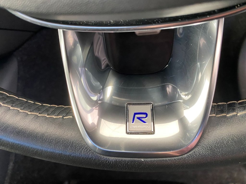USED 2018 18 VOLVO XC40 2.0 D4 First Edition SUV 5dr Diesel Auto AWD Euro 6 (s/s) (190 ps) TOP SPECIFICATION FIRST XC40