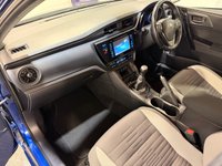 USED 2017 17 TOYOTA AURIS 1.2 VVT-i Business Edition Touring Sports 5dr Petrol Manual Euro 6 (s/s) (Safety Sense) (116 ps) Toyota Service History-2 Keys