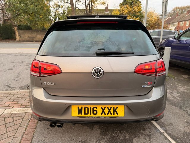 2016 Volkswagen Golf 1.4L R-Line Edition 5dr - Photo 7