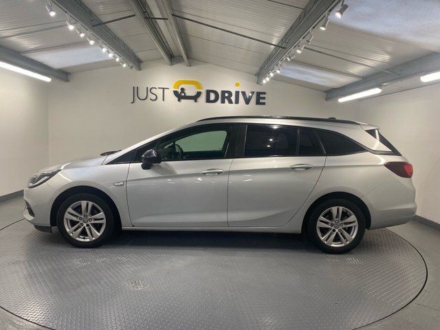 2022 Vauxhall Astra 1.2L Business Edition Nav 5dr - Photo 3