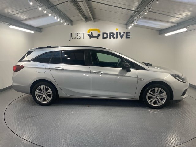 2022 Vauxhall Astra 1.2L Business Edition Nav 5dr - Photo 7