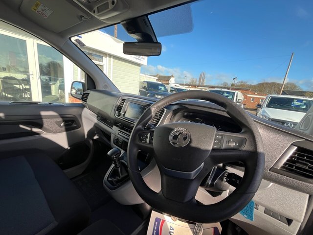2022 Vauxhall Vivaro Life 1L Edition L 5dr - Photo 11