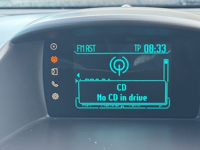 2015 Ford Fiesta 1L Zetec 3dr - Photo 5