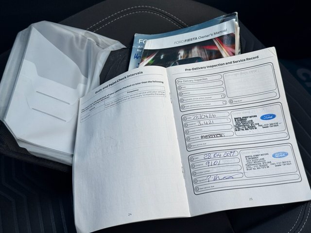 2015 Ford Fiesta 1L Zetec 3dr - Photo 4