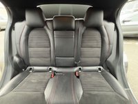 USED 2015 15 MERCEDES-BENZ GLA 2.1 GLA200 CDI AMG Line SUV 5dr Diesel 7G-DCT 4MATIC Euro 6 (s/s) (136 ps) ULEZ | Panamericana Grille