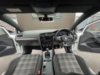 USED 2017 17 VOLKSWAGEN GOLF 2.0 TDI BlueMotion Tech GTD Hatchback 5dr Diesel Manual Euro 6 (s/s) (184 ps) ULEZ | GTD Performance